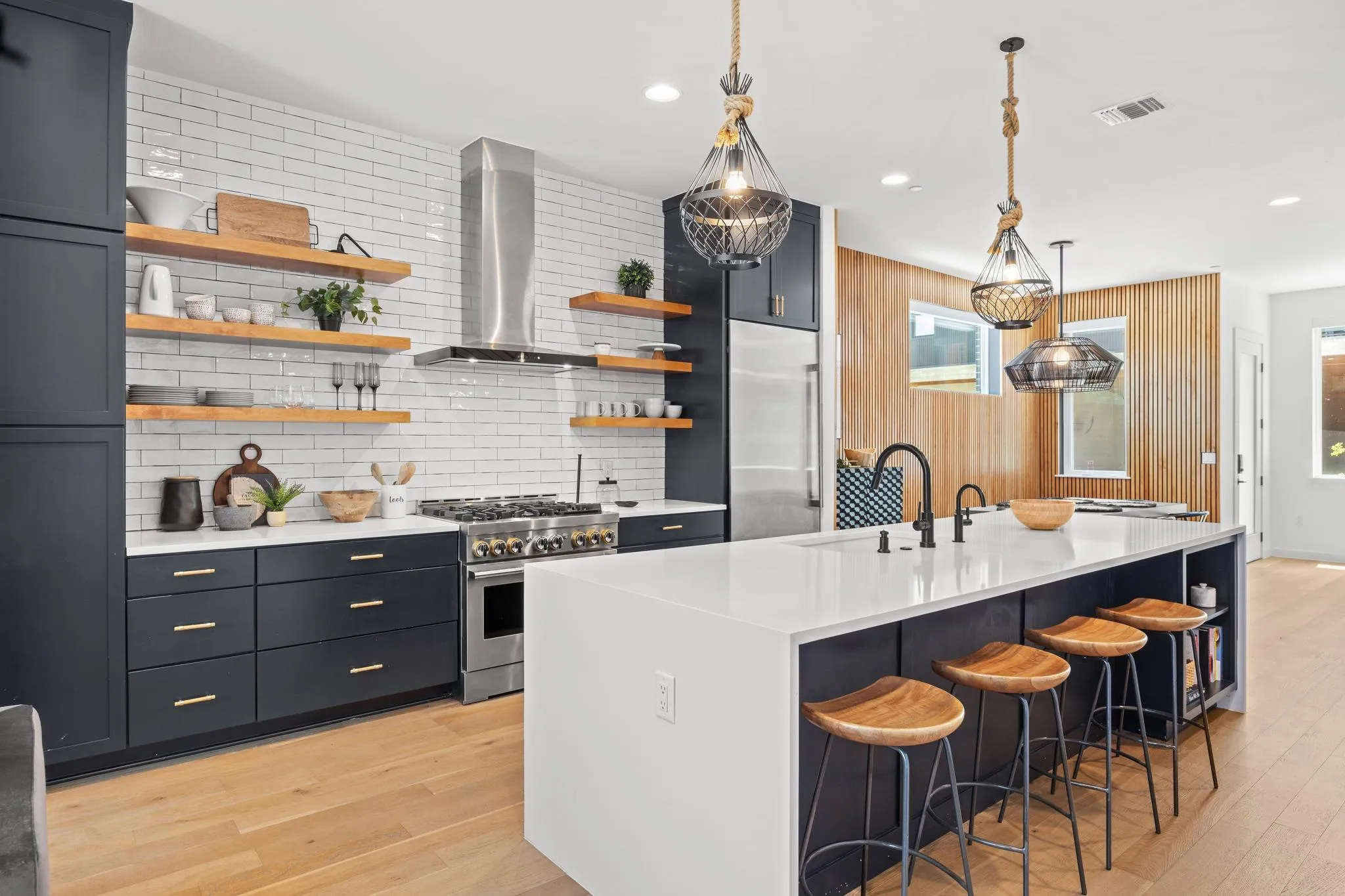 Photo of 900 S 2ND ST #30, Austin, 78704