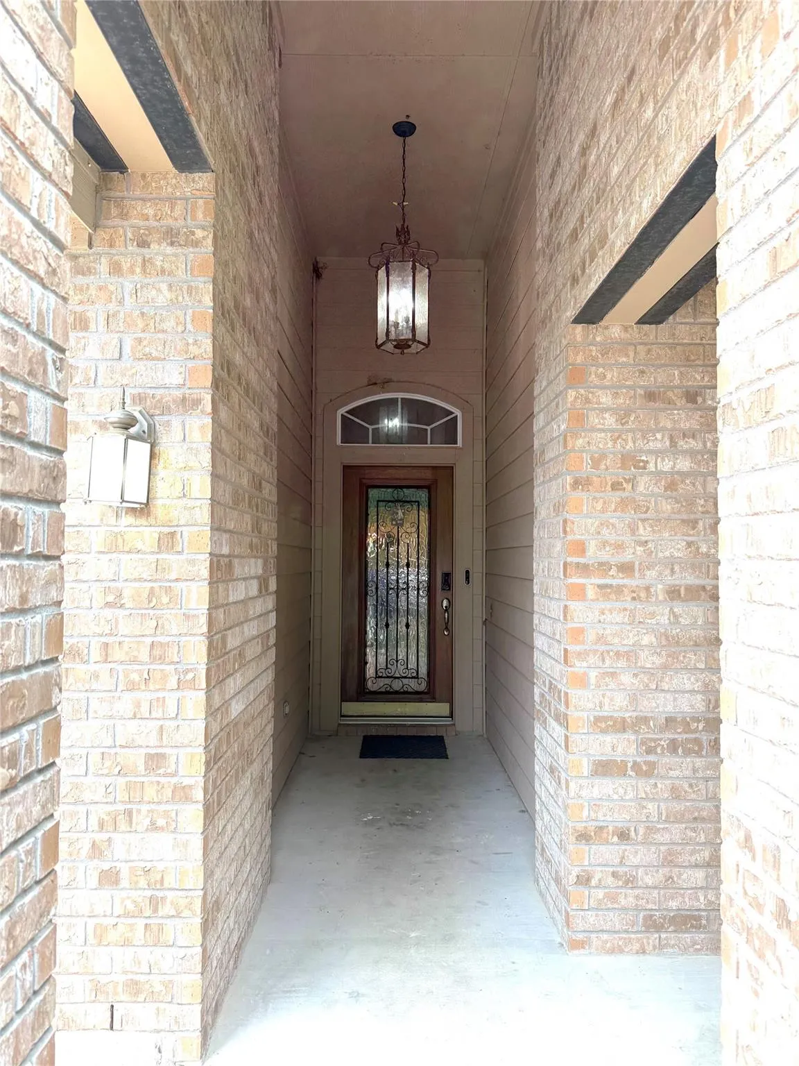 Photo 3 of 11205 MCKINNEY SPRINGS DR