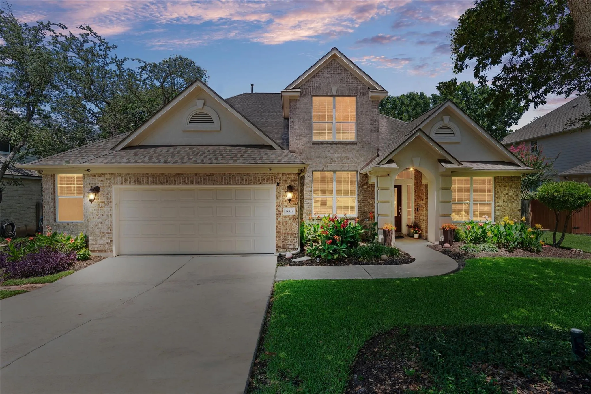 Photo of 2605 SHIRE RIDGE DR, Austin, TX, 78732