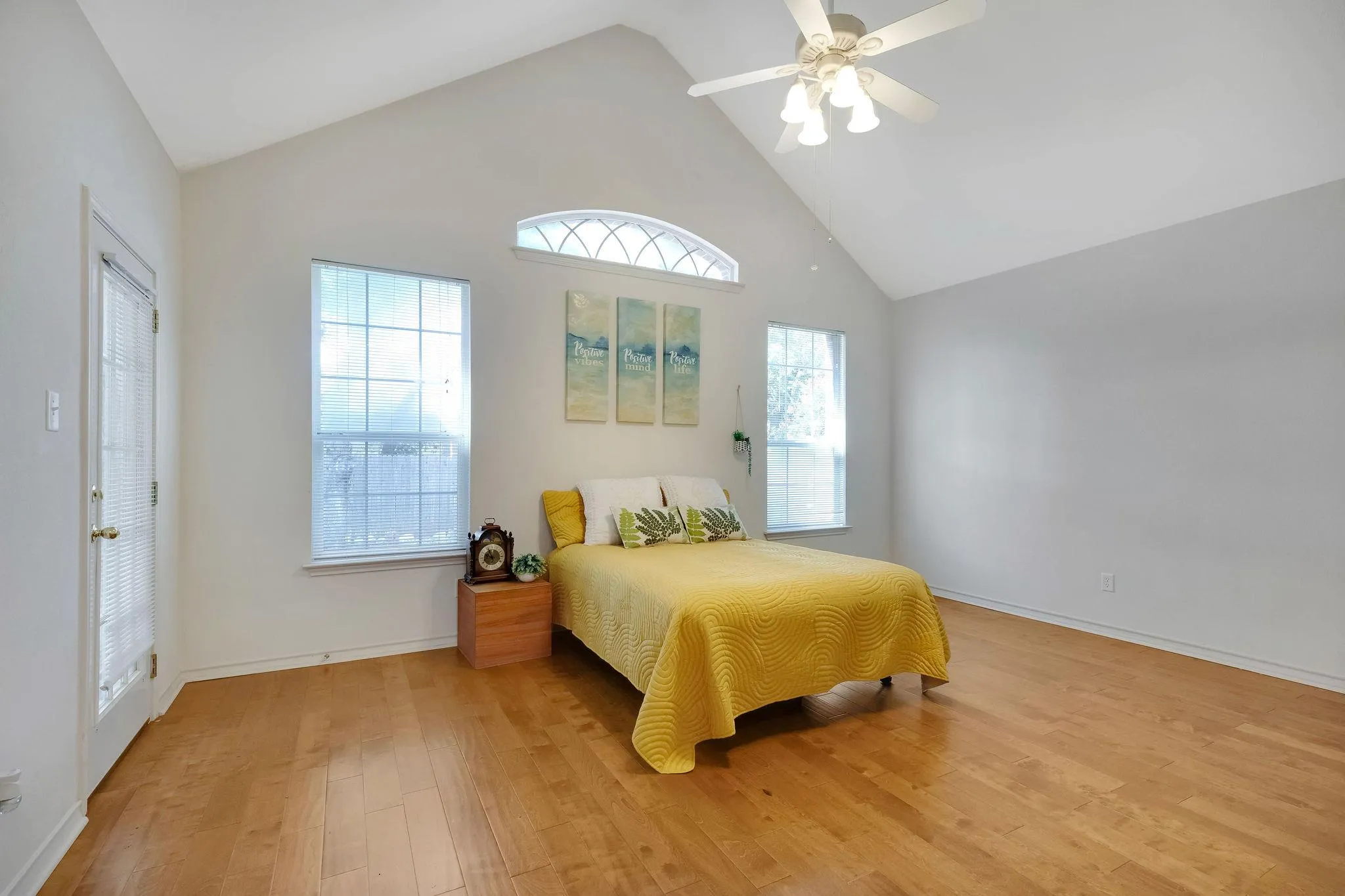 Photo 3 of 16809 CYPRESS LANDING CV