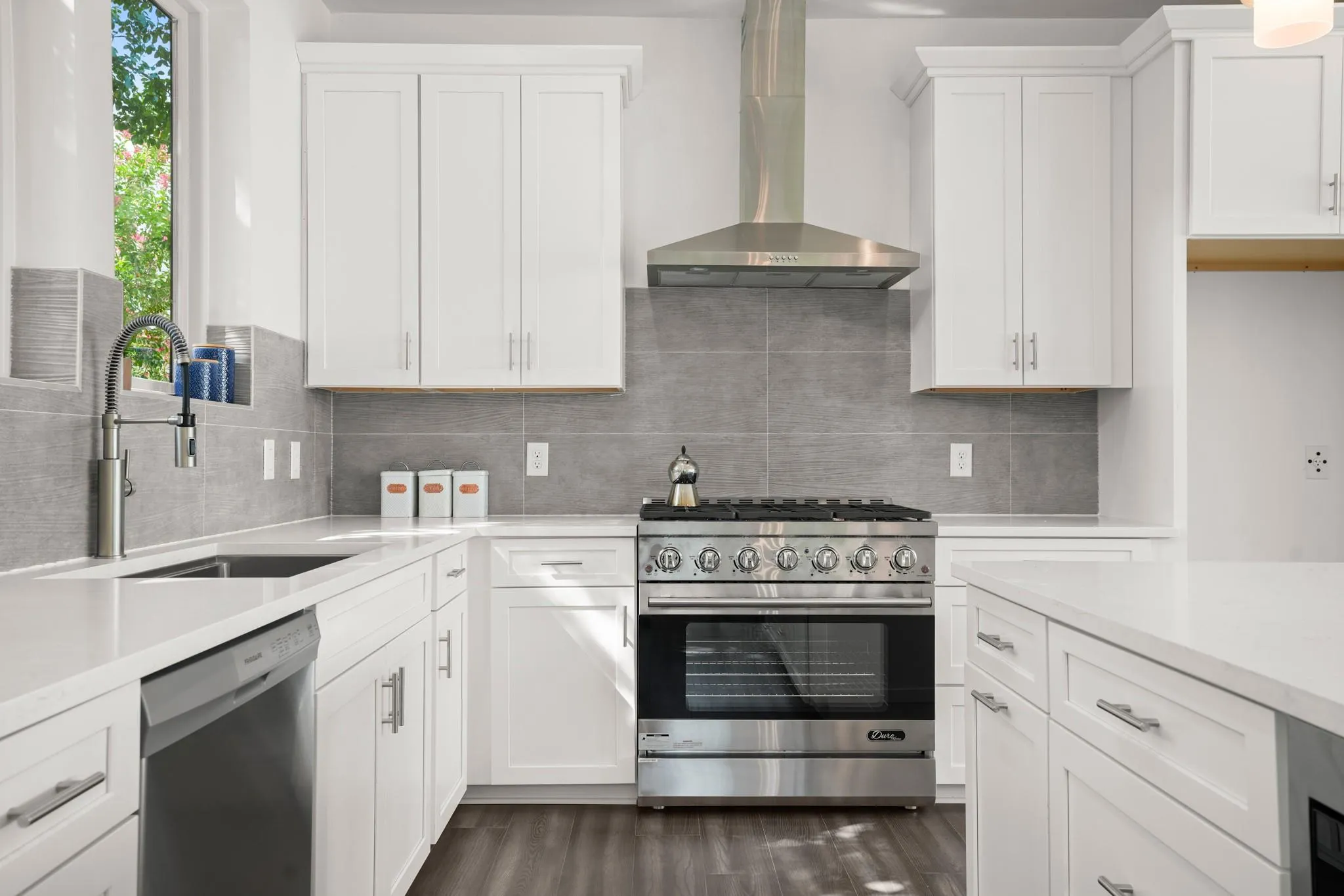 Photo 2 of 2111 PRATHER LN #1