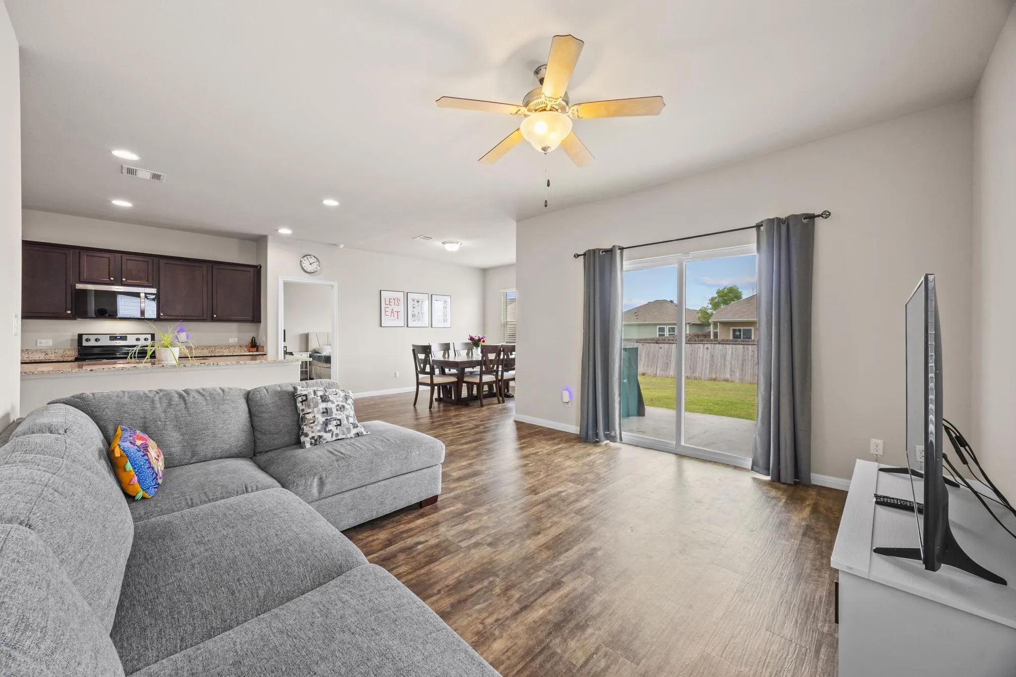 Photo 2 of 14009 MARK CHRISTOPHER WAY