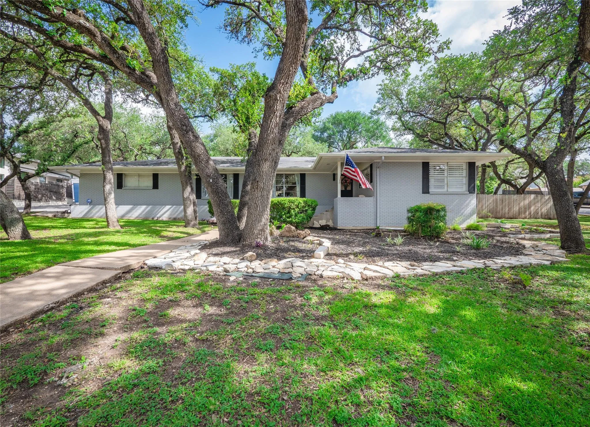 Photo 2 of 4901 TIMBERLINE DR