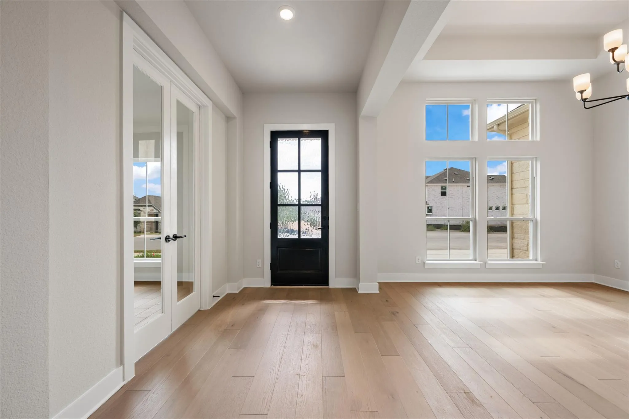 Photo 4 of 109 POSSUMHAW LN