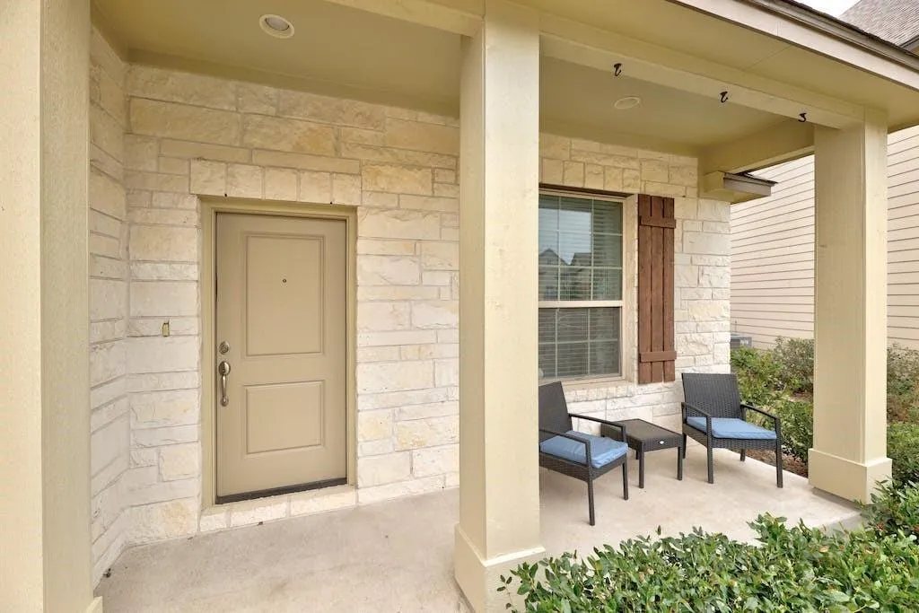 Photo 4 of 13501 METRIC BLVD #3