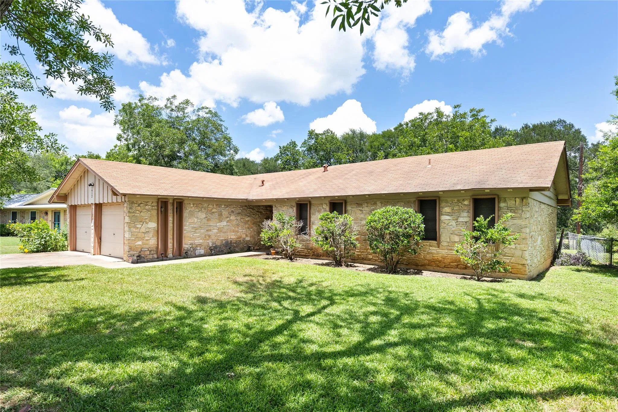 Photo of 2612 CHOCTAW TRL, Austin, TX, 78745
