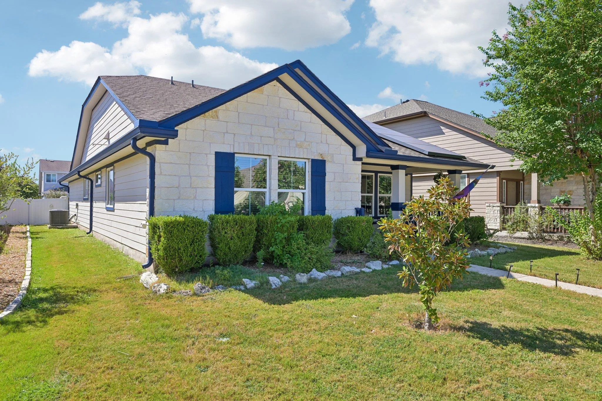 Photo 2 of 18333 TALL GRASS PRAIRIE DR