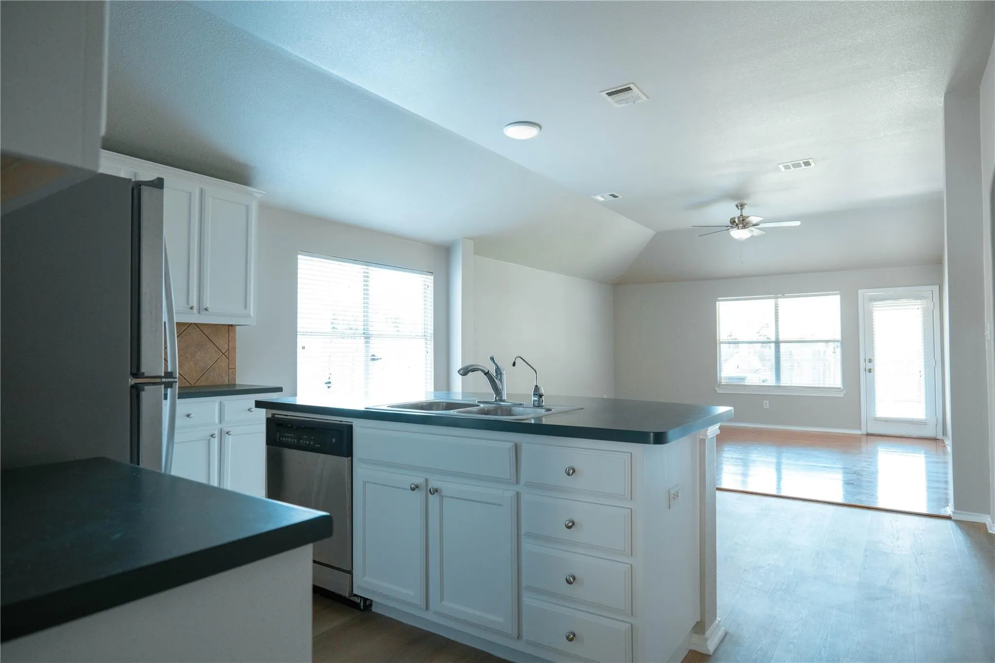 Photo 3 of 18704 DRY POND DR