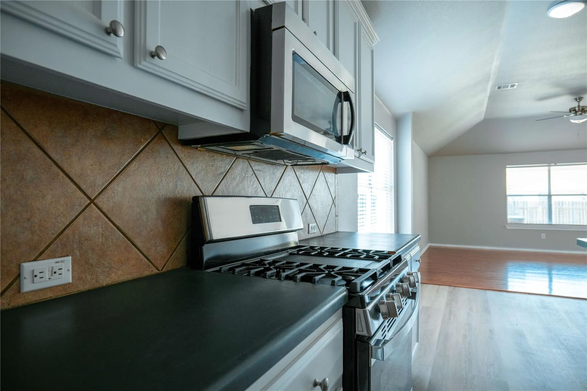 Photo 2 of 18704 DRY POND DR