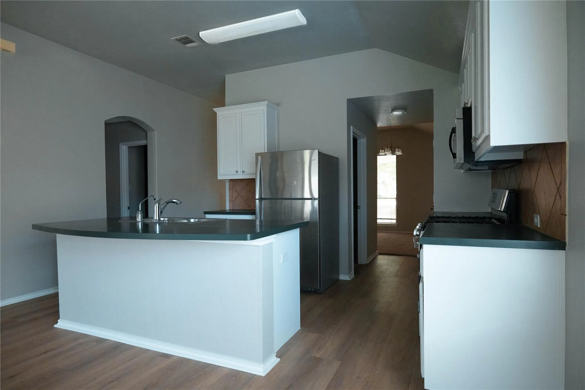 Photo 5 of 18704 DRY POND DR