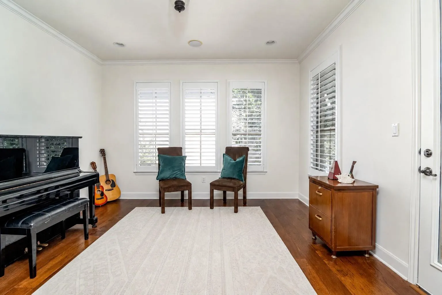 Photo 5 of 2704 BENEVENTO WAY