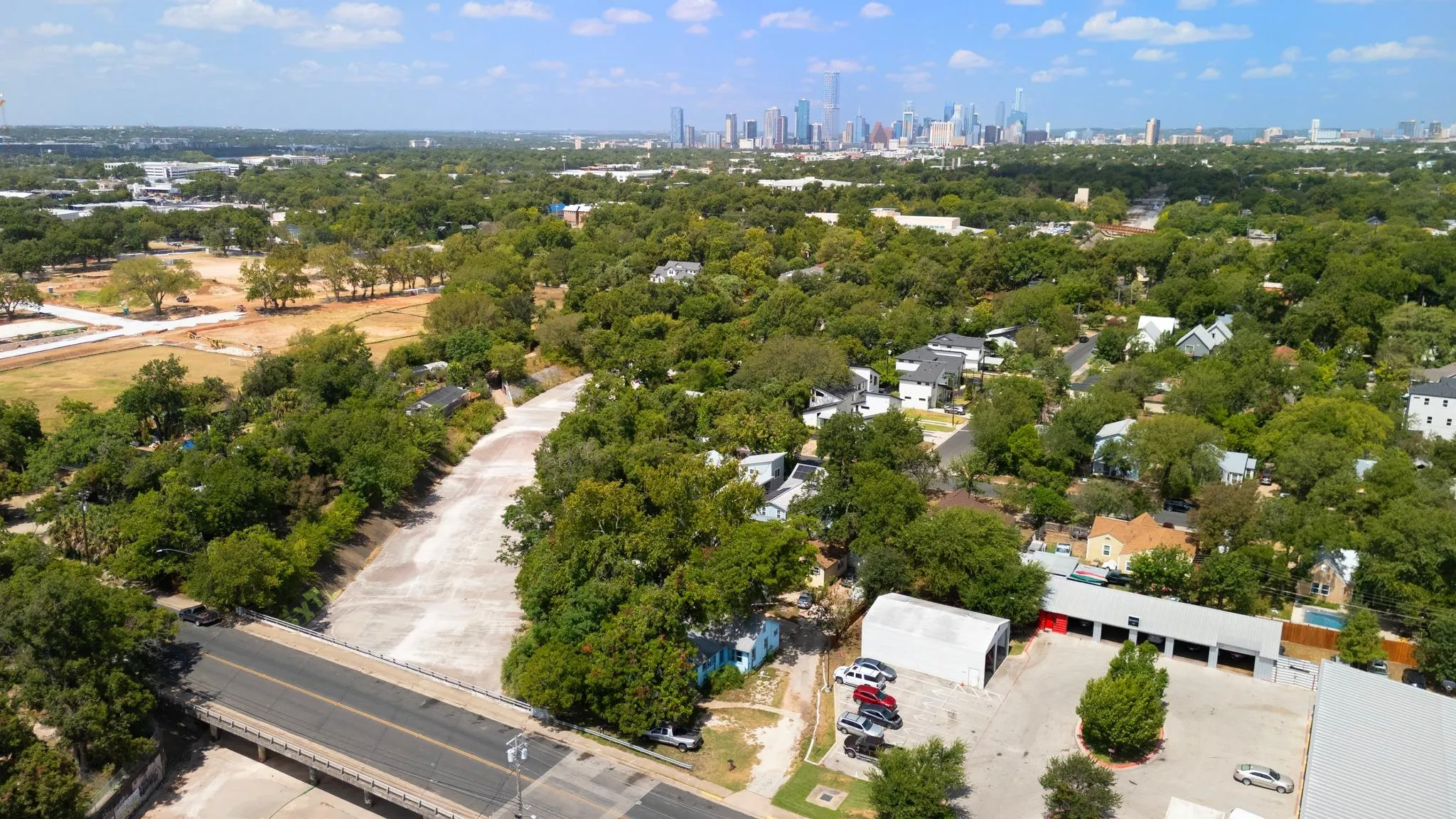 Photo of 920 SHADY LN, Austin, TX, 78702