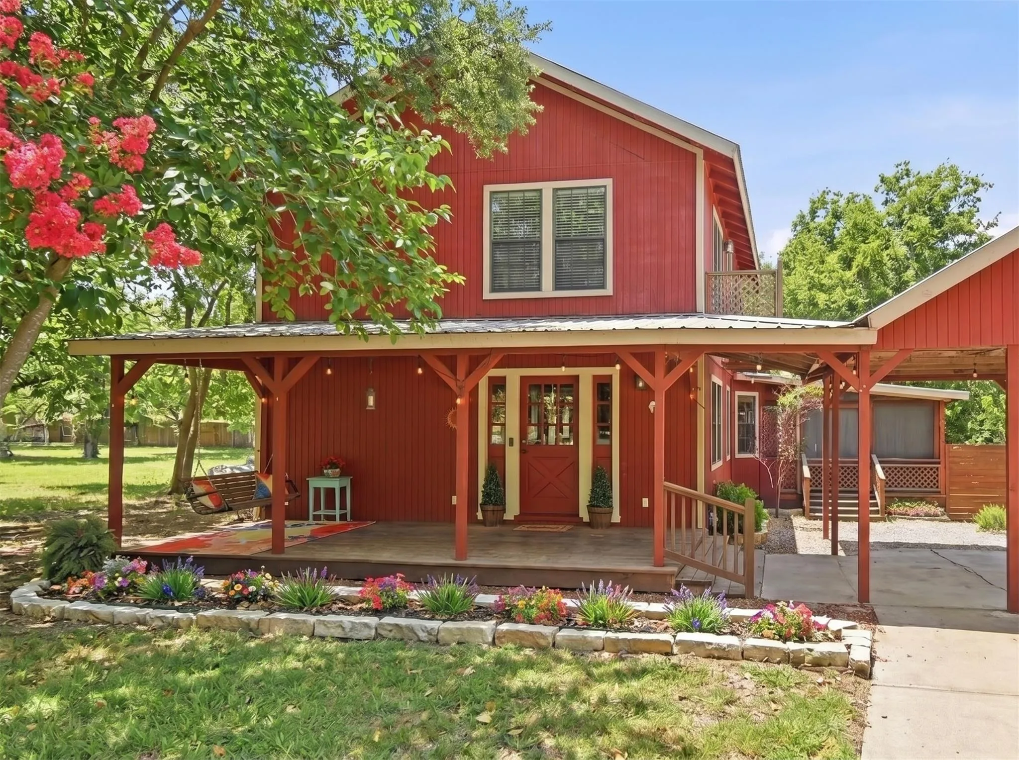 Photo of 2706 PALOMINO DR, Austin, 78733