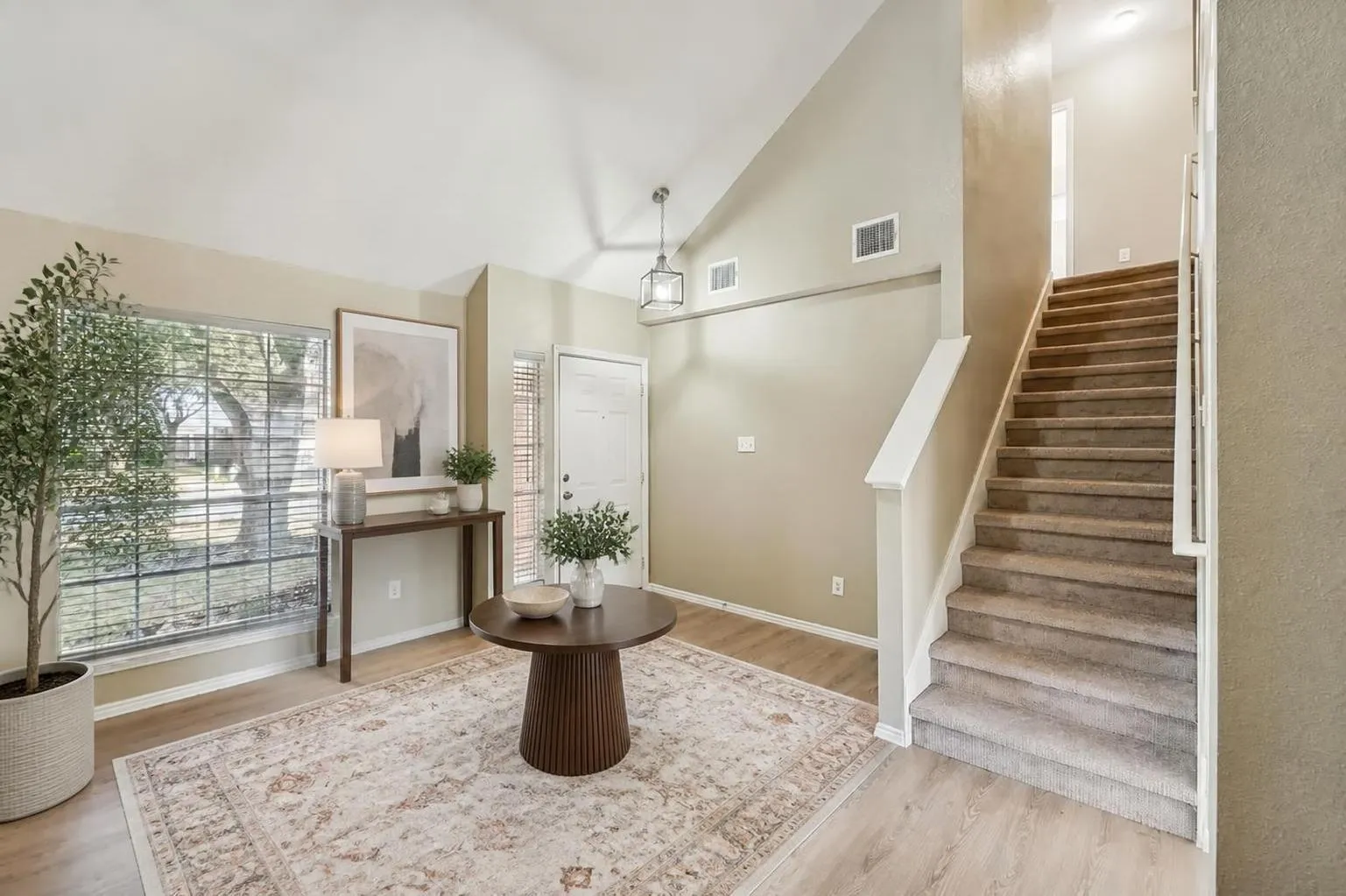 Photo 3 of 14420 LEMONGRASS LN