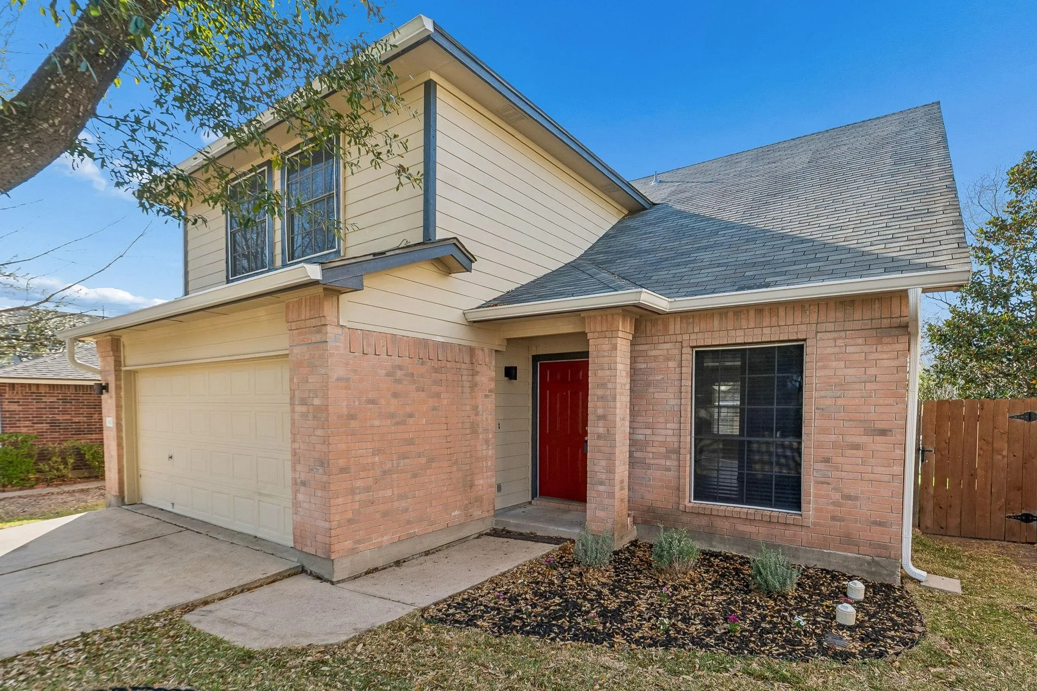 Photo 2 of 14420 LEMONGRASS LN