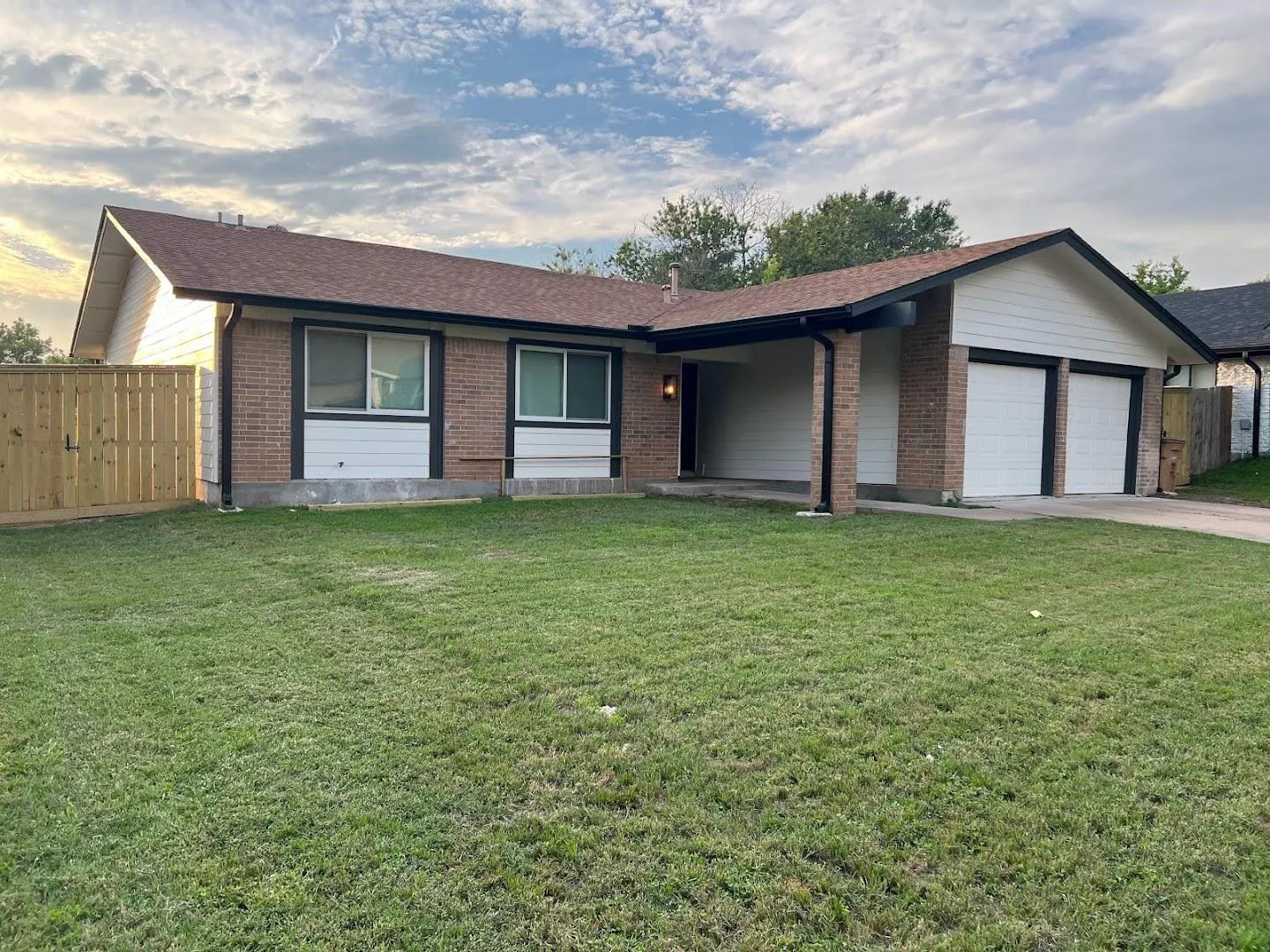 Photo of 4802 CARSONHILL DR, Austin, TX, 78723