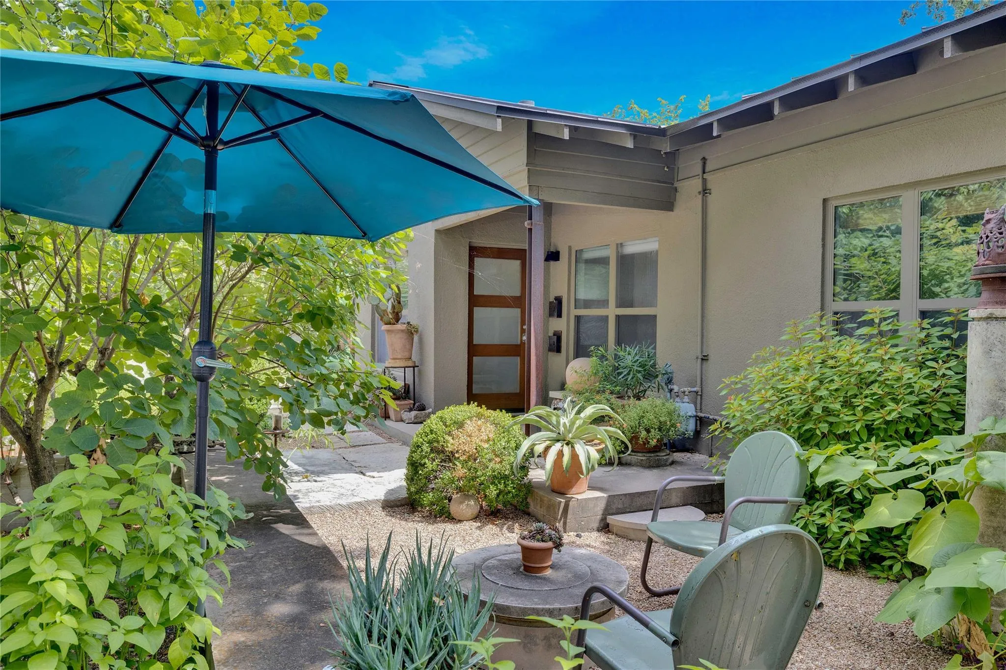 Photo 4 of 1306 NORWOOD RD #A