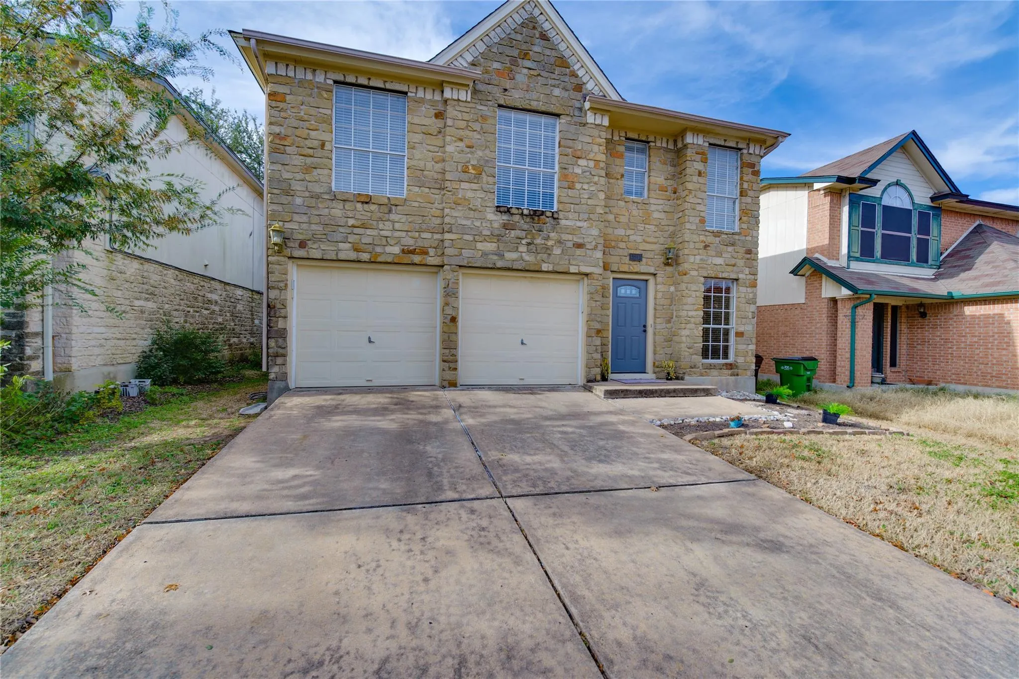 Photo 3 of 13210 MARRERO DR
