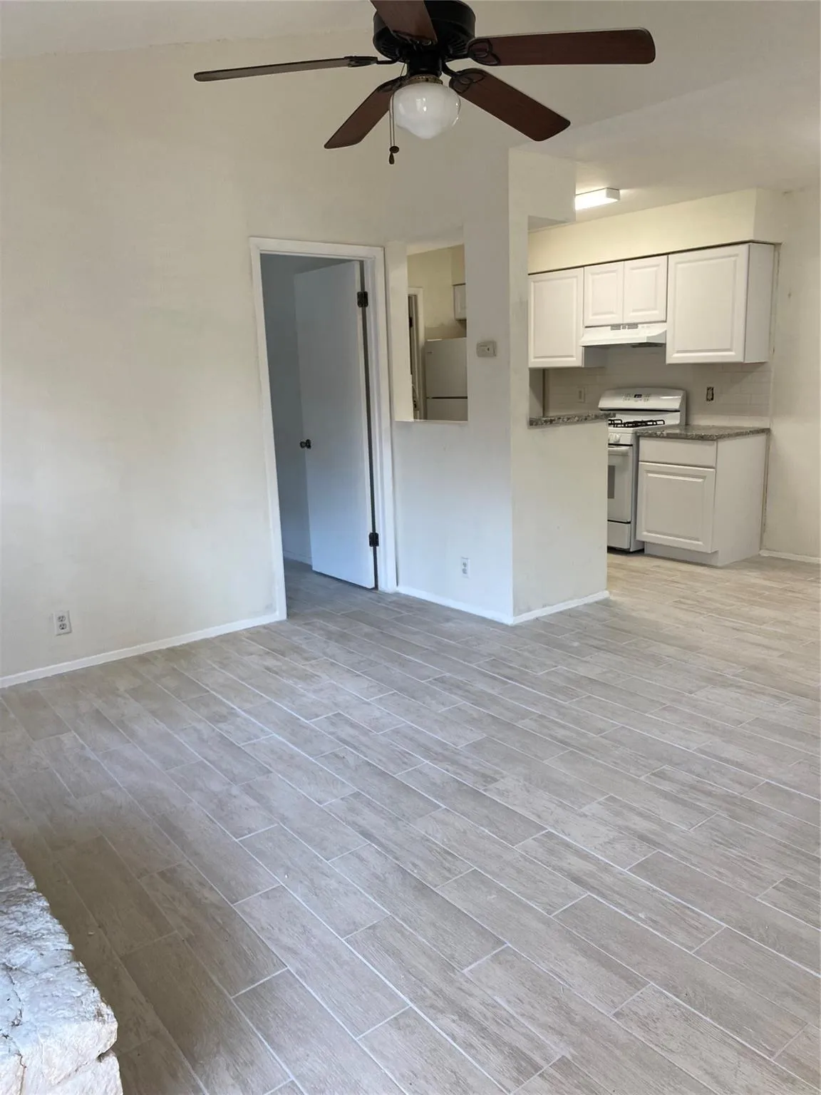 Photo 4 of 12412 DEER FALLS DR #A