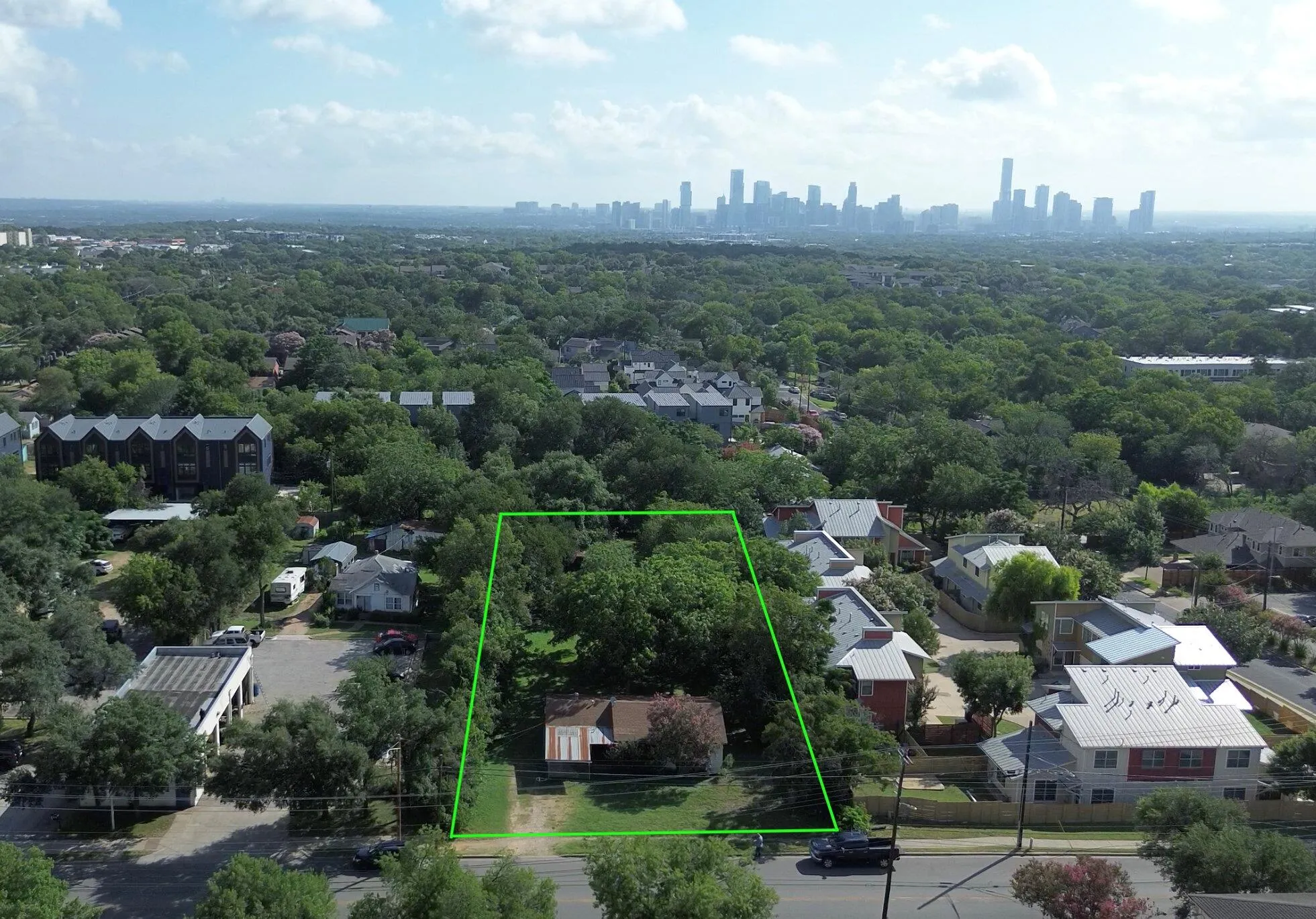 Photo of 1806 FORTVIEW RD, Austin, 78704