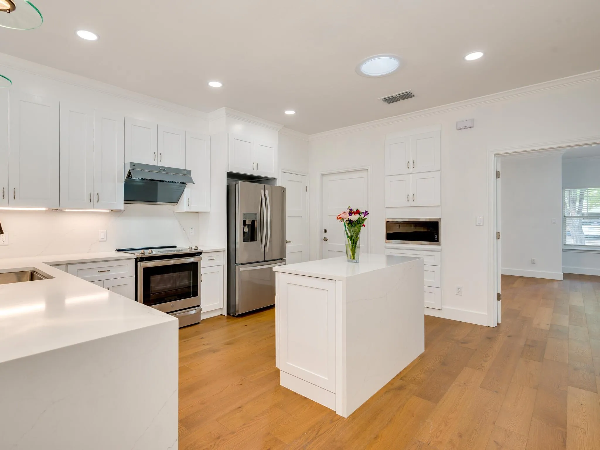 Photo of 4601 EILERS AVE, Austin, 78751