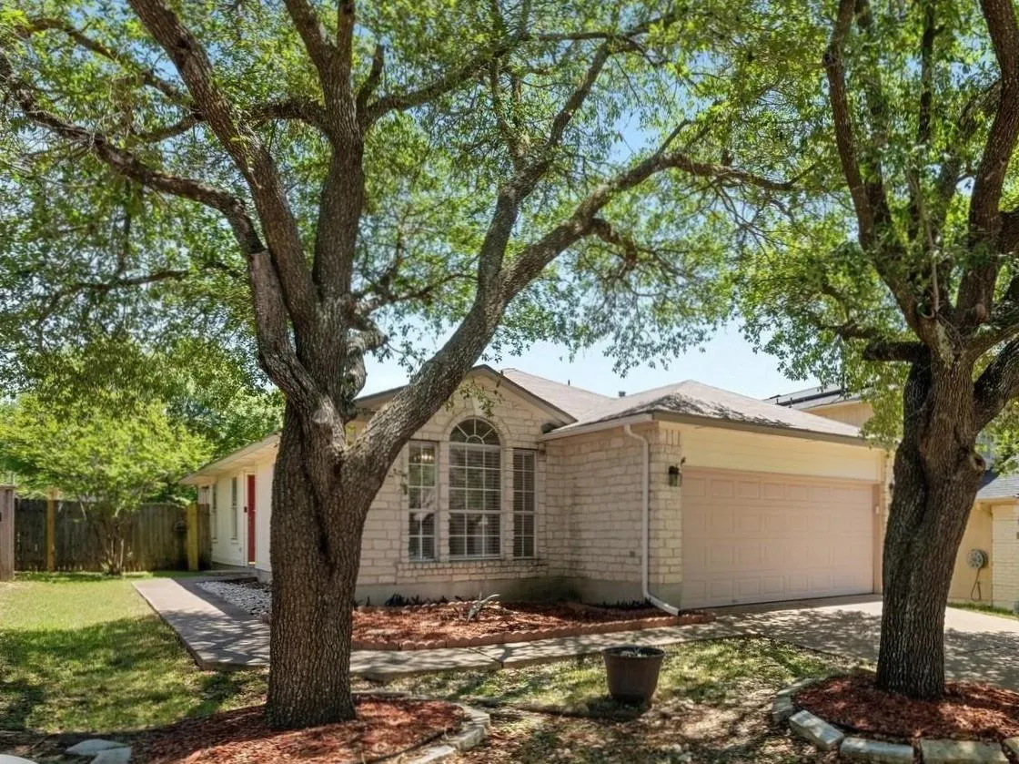 Photo of 17505 BISHOPSGATE DR, Pflugerville, 78660