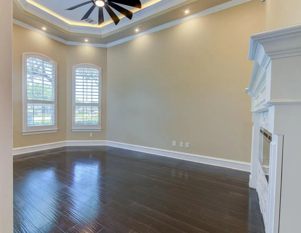 Photo 4 of 1917 LAKECLIFF HILLS LN