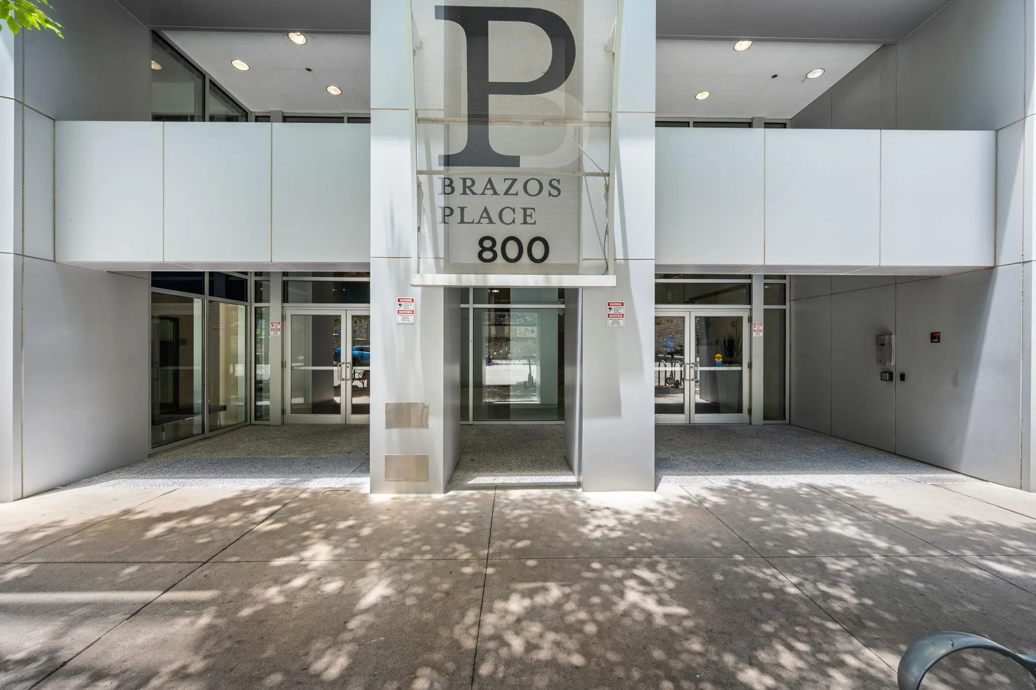 Photo 3 of 800 BRAZOS ST #1105