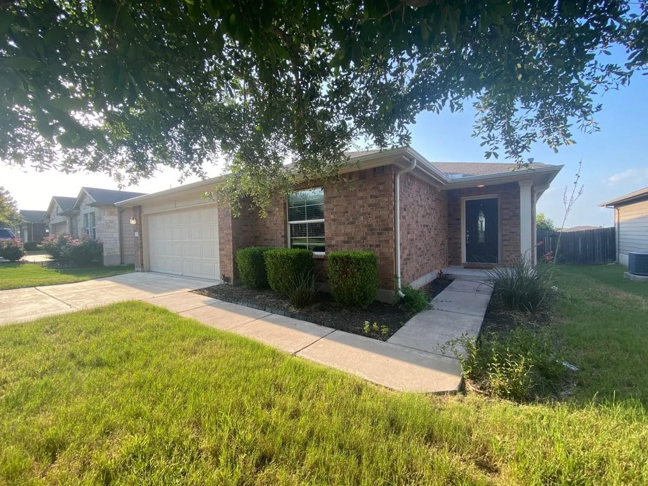 Photo of 107 LAVACA LOOP, Hutto, TX, 78634