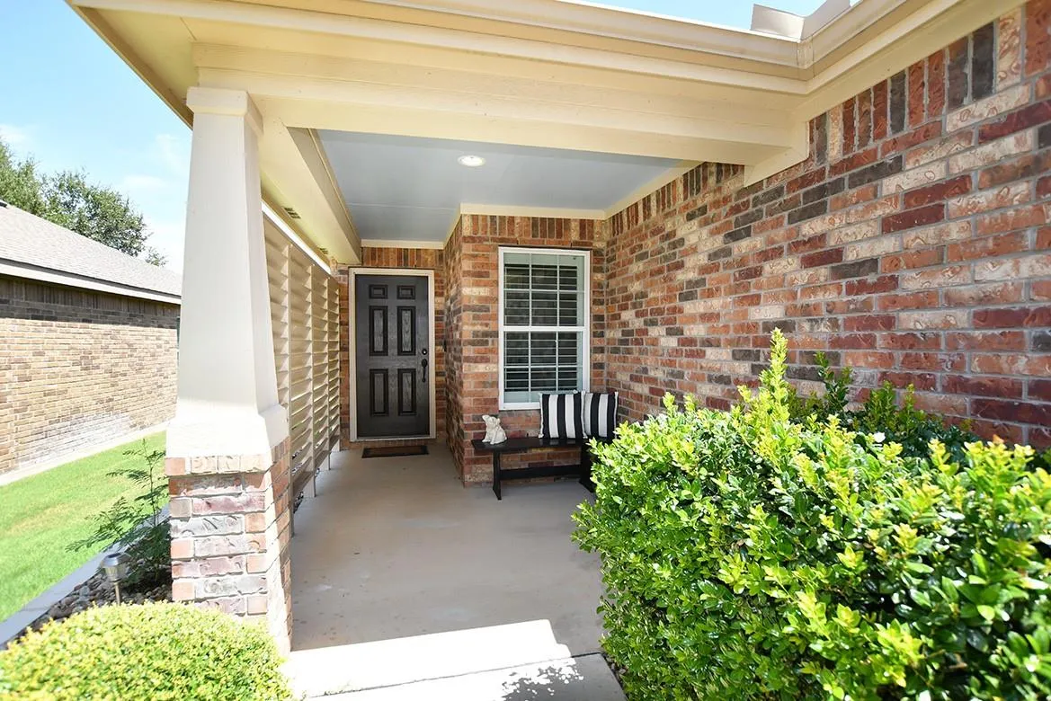 Photo 3 of 603 CHAMBERS CREEK CT