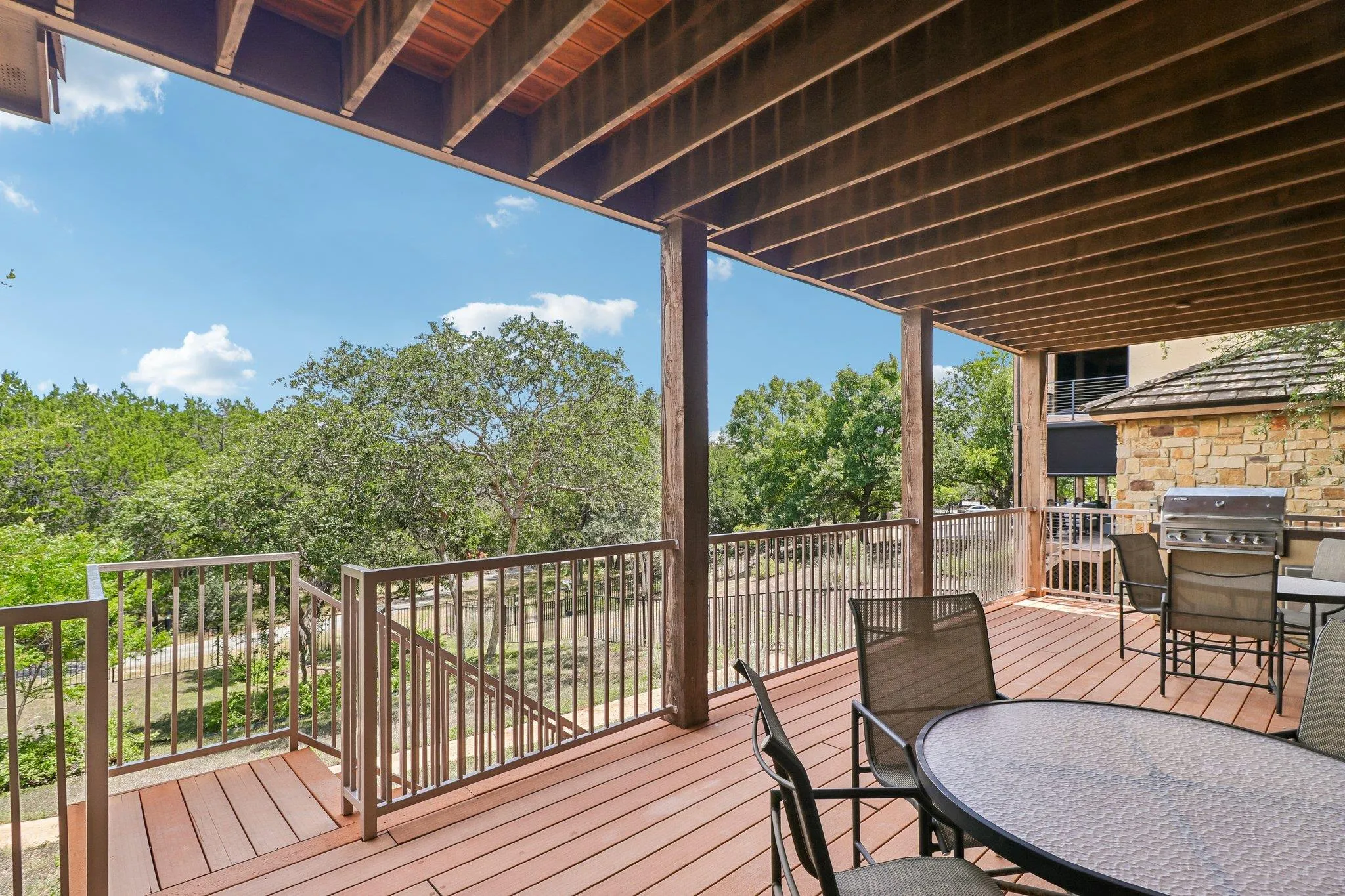 Photo 2 of 6805 LANTERN VIEW DR