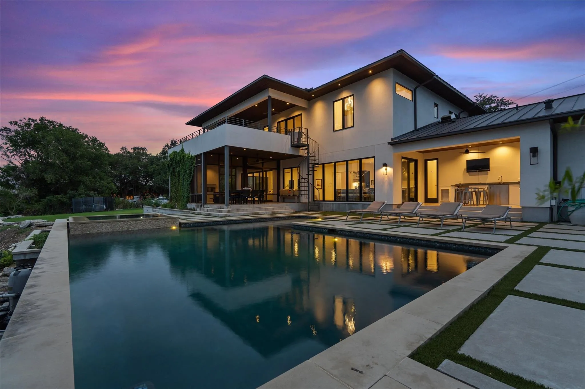 Photo of 1500 THE HIGH RD, Austin, 78746