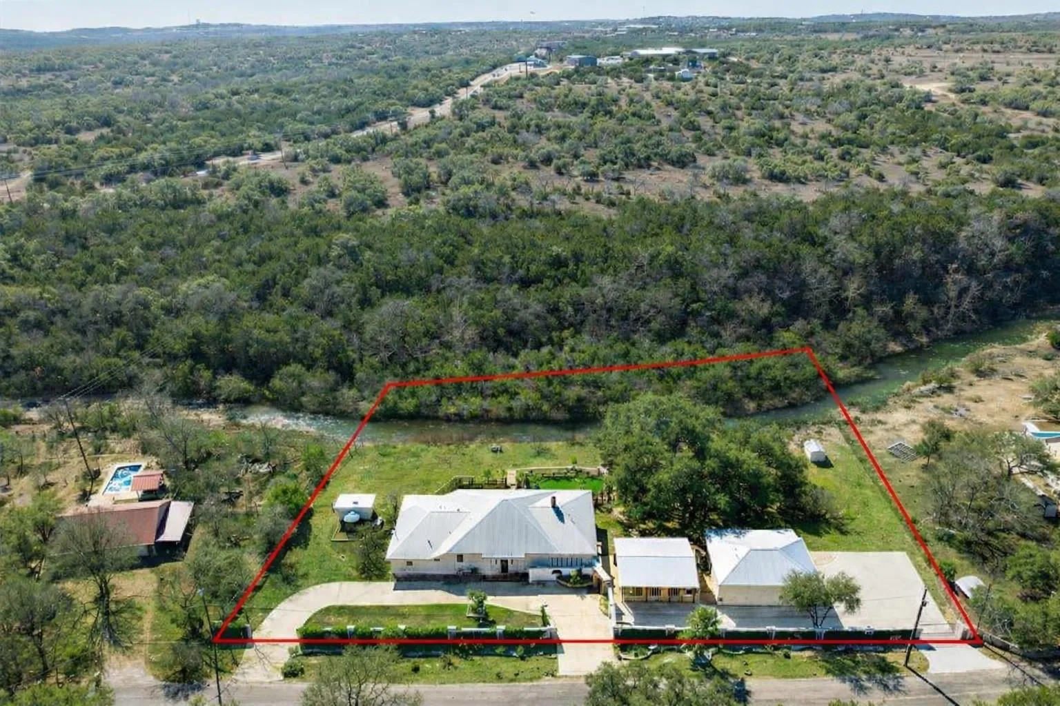 Photo 4 of 340 BARTON RANCH RD