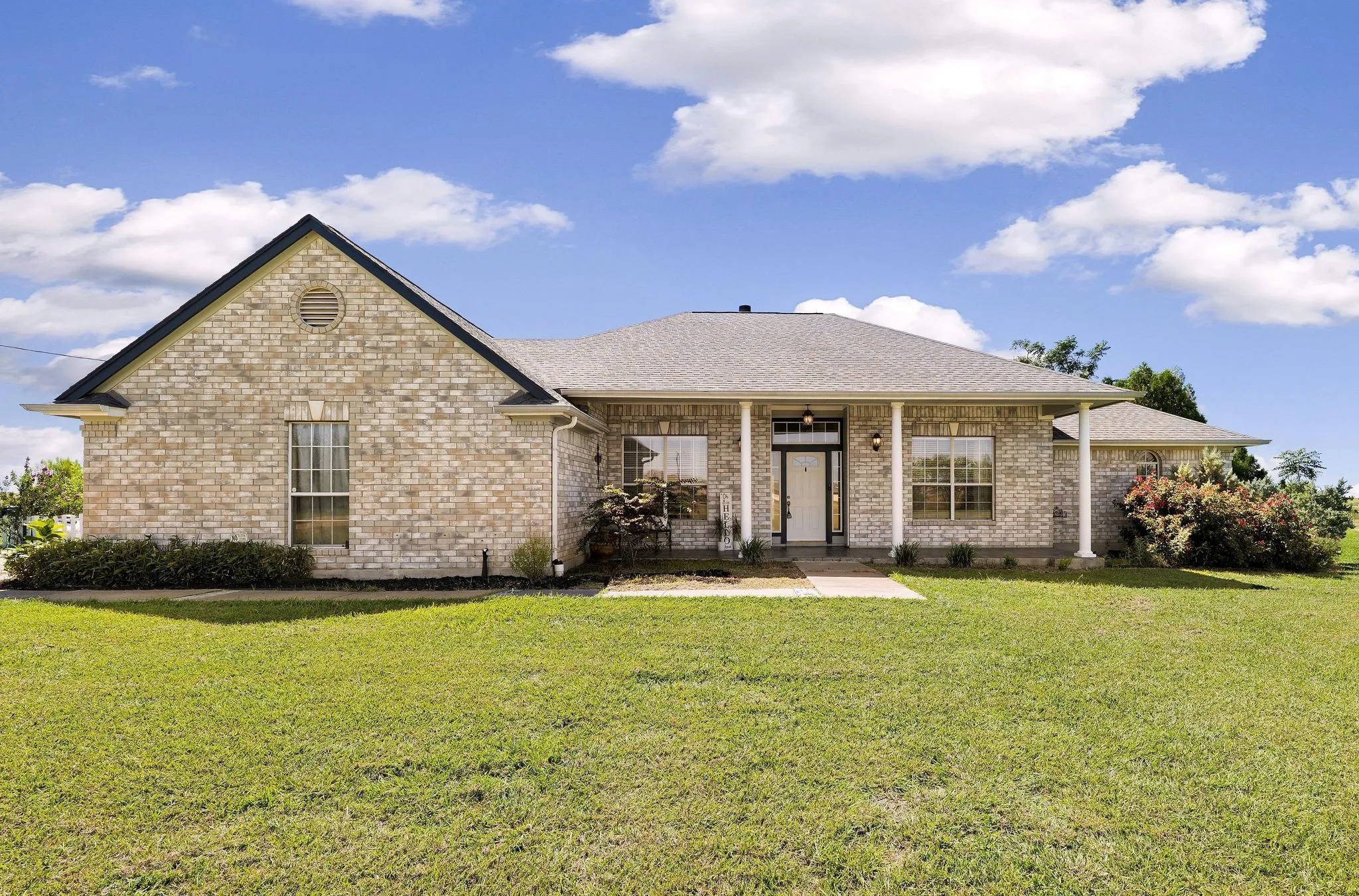 Photo of 4900 GATE DANCER LN, Pflugerville, TX, 78660