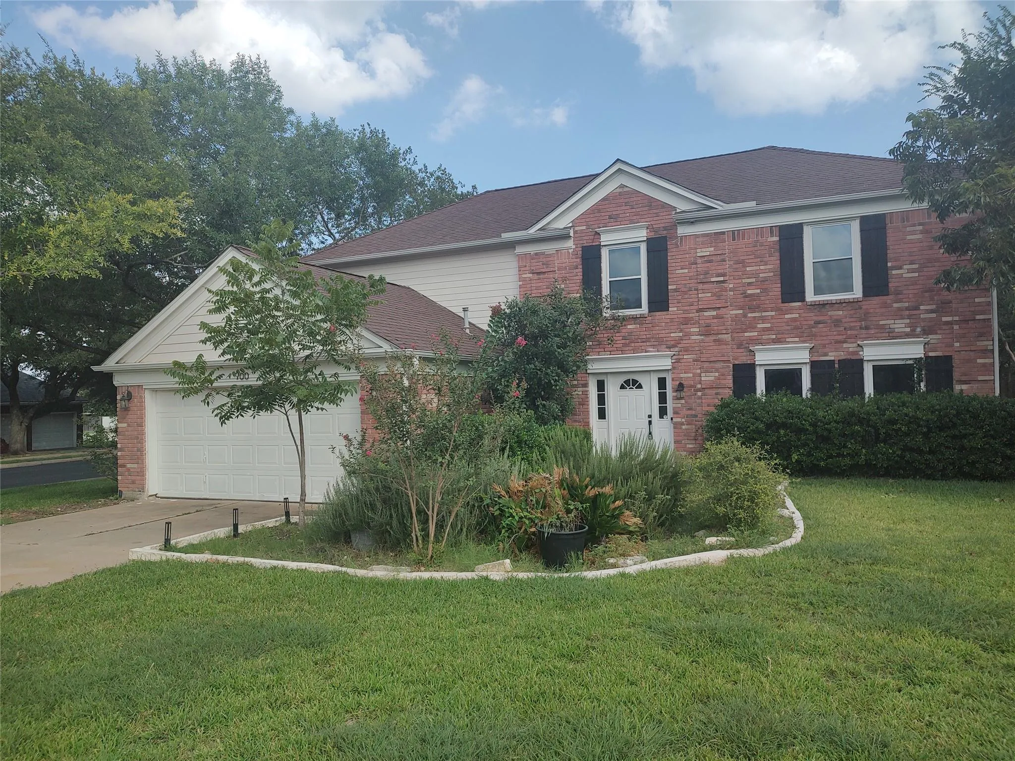 Photo of 900 OAKCREST CIR, Cedar Park, TX, 78613