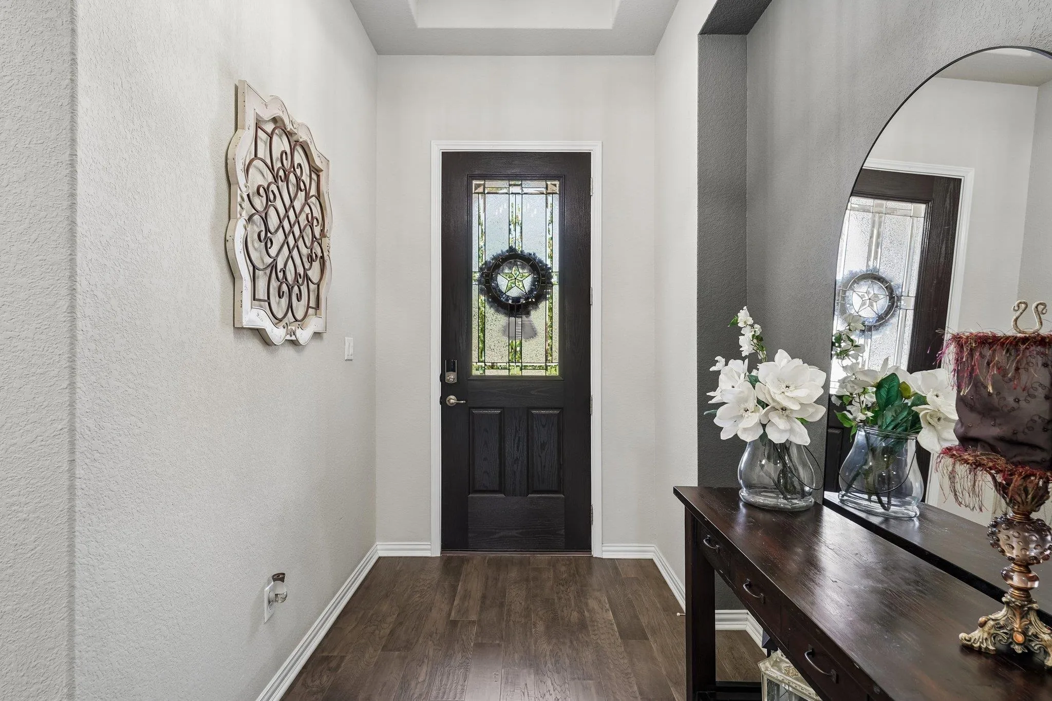 Photo 4 of 2424 COSTERA ST