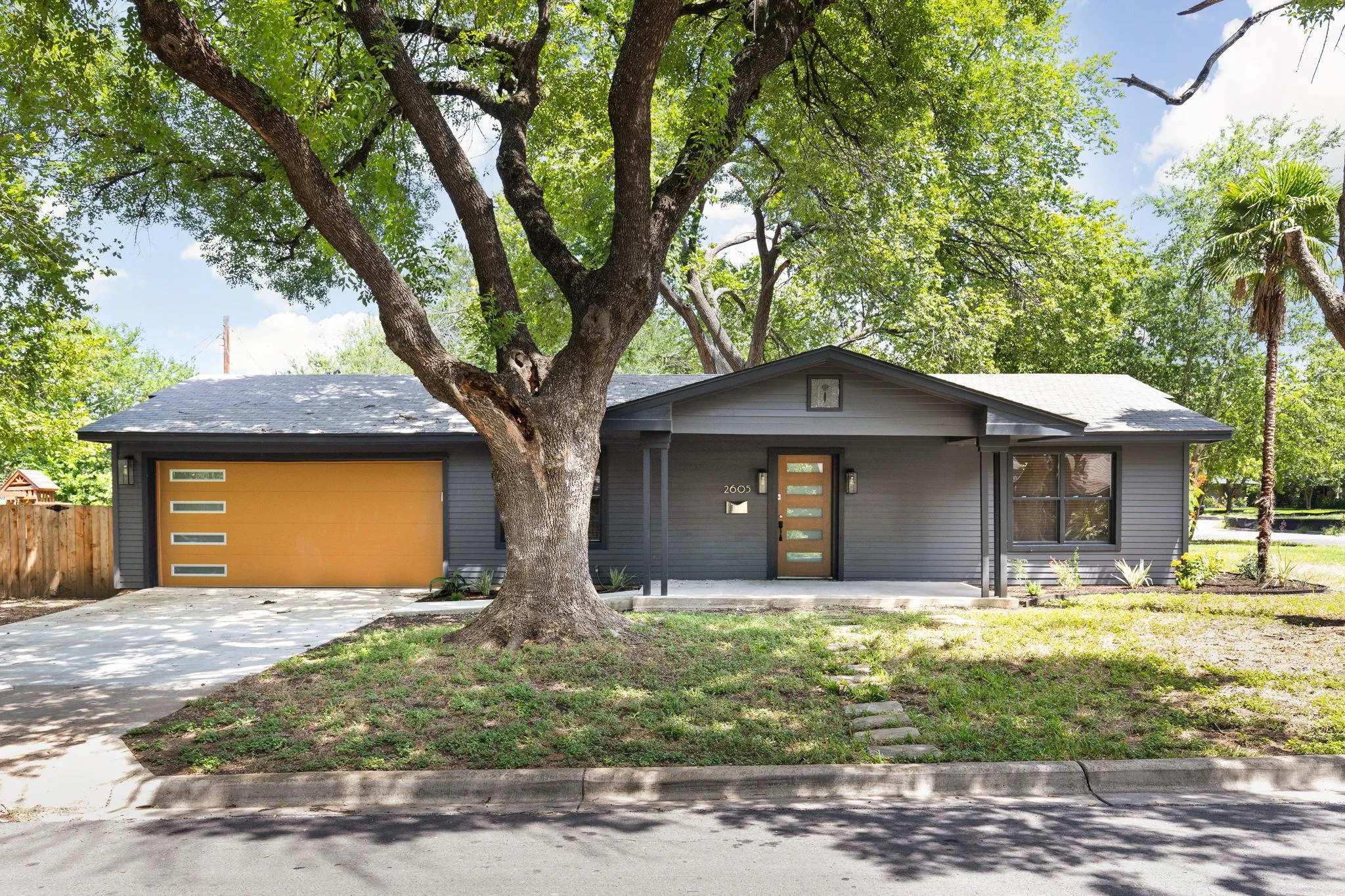 Photo of 2605 FRIAR TUCK LN, Austin, TX, 78704