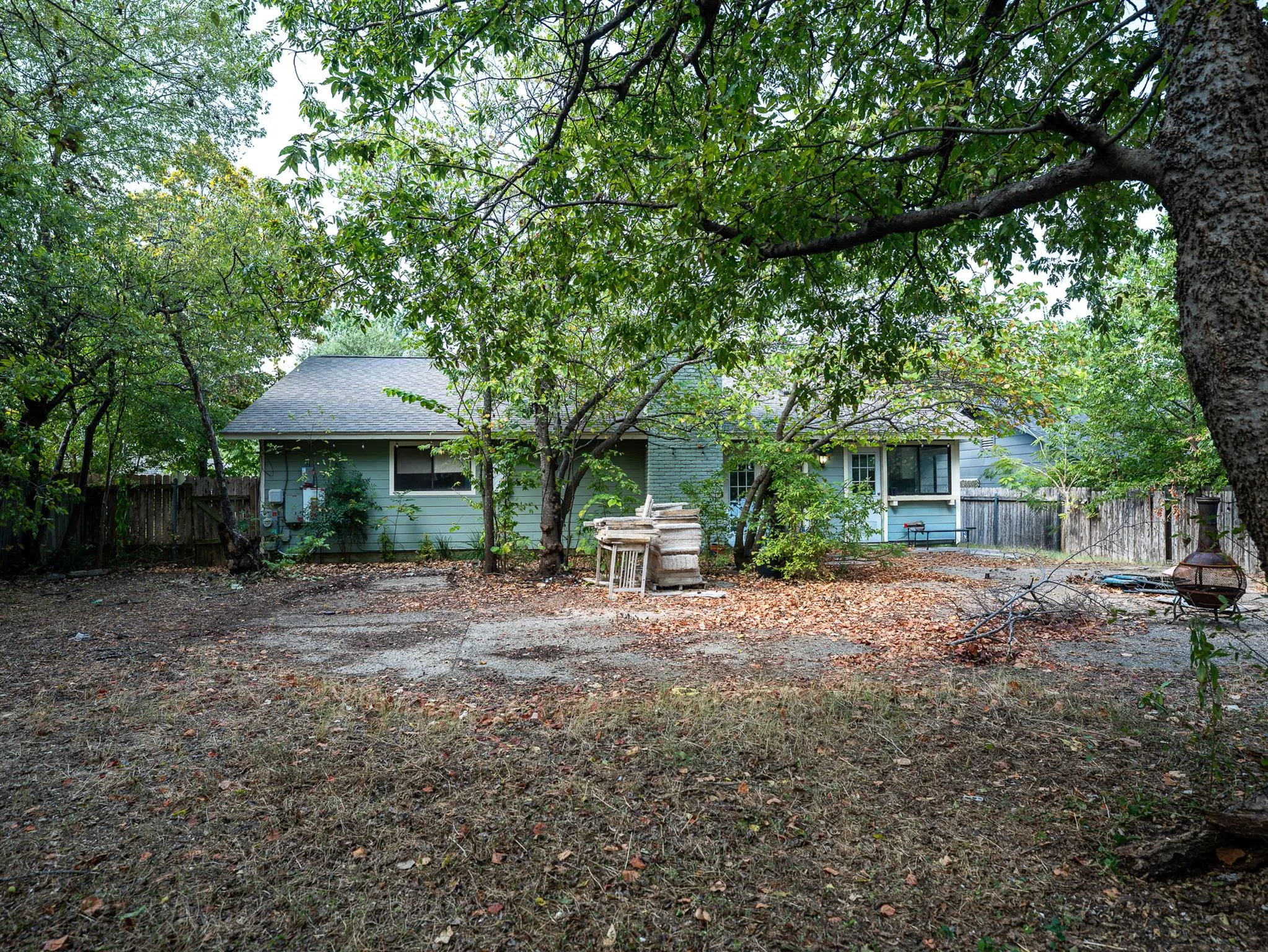Photo 4 of 1404 MANFORD HILL DR