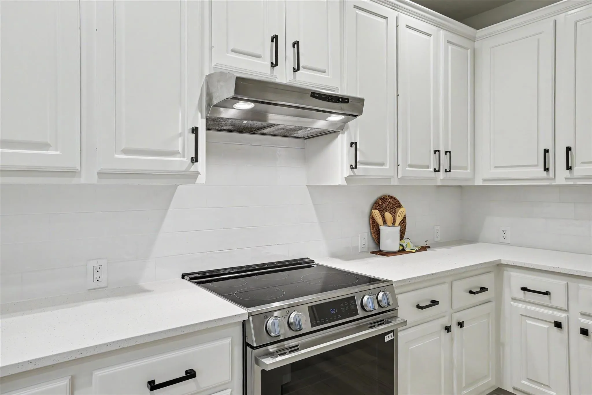 Photo 2 of 11413 ROCKWELL PL
