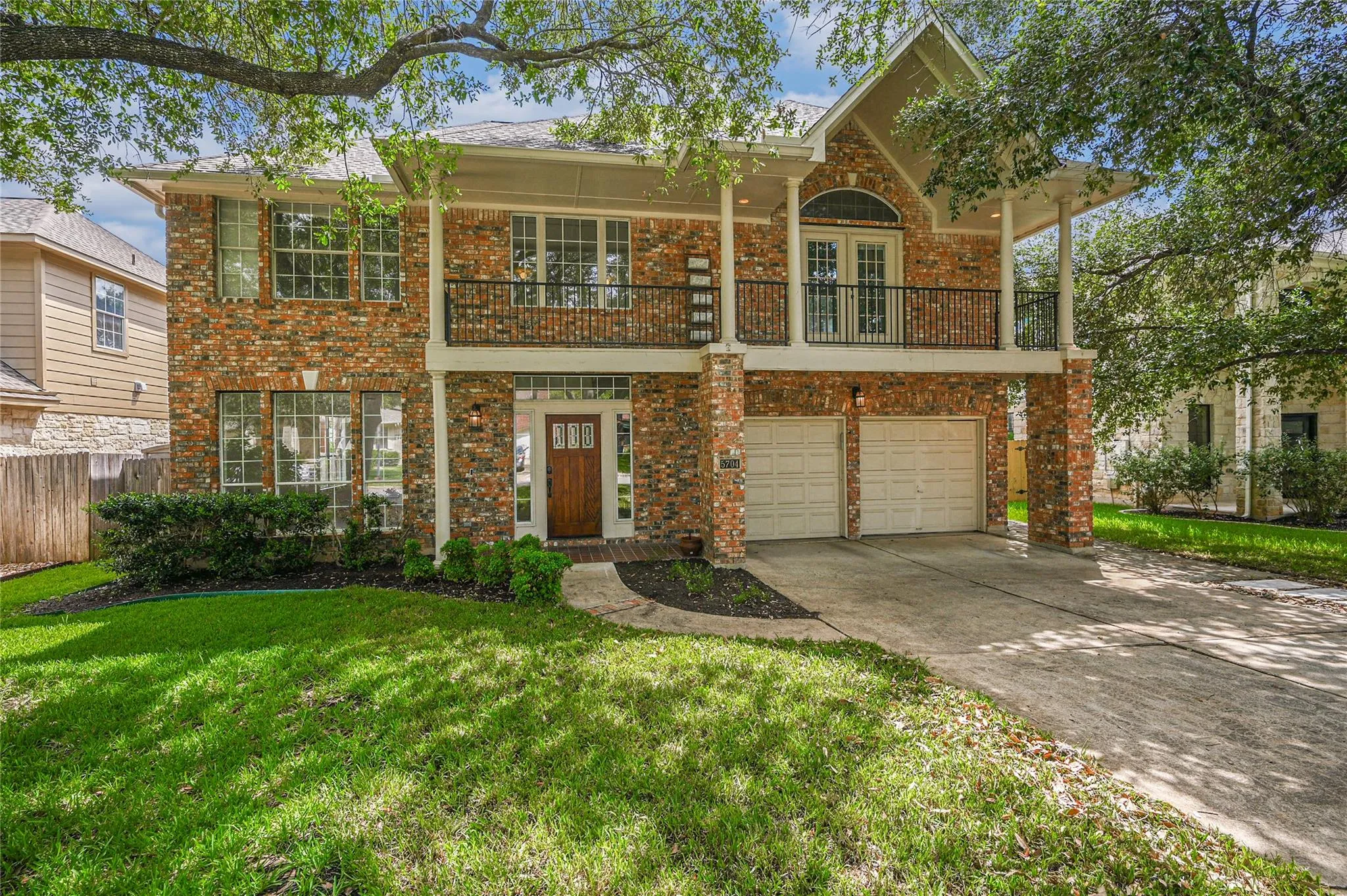 Photo of 5704 TRELAWNEY LN, Austin, TX, 78739
