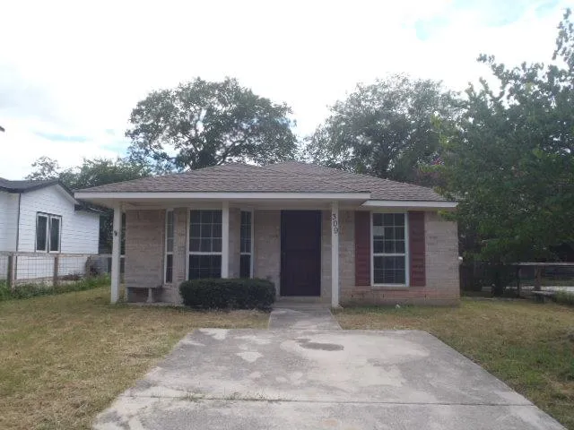 Photo 3 of 309 ELLIS ST
