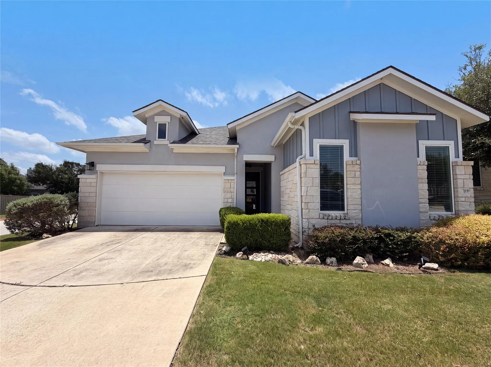 Photo 4 of 13701 RONALD W REAGAN BLVD #84