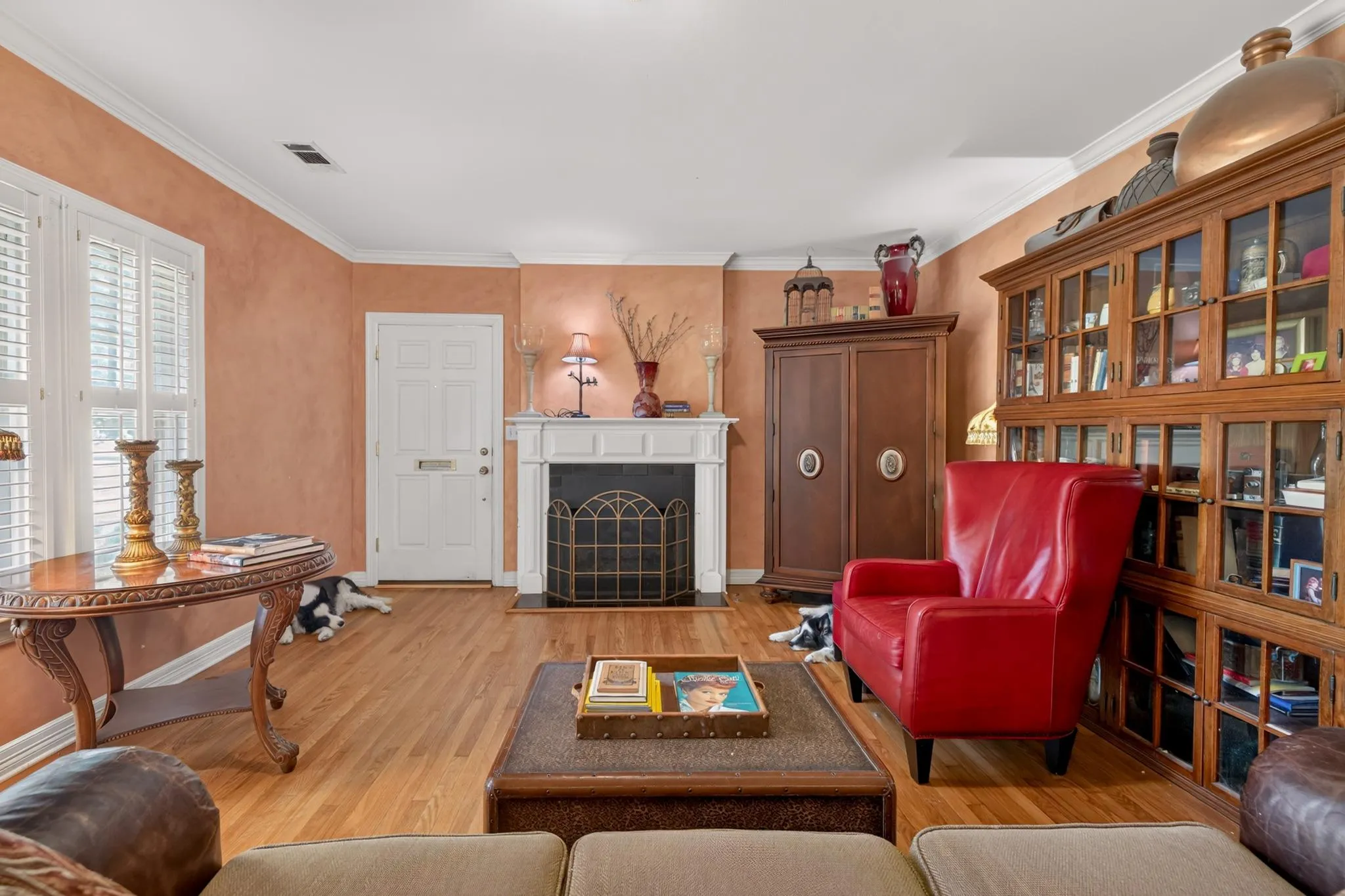 Photo 5 of 4214 SINCLAIR AVE