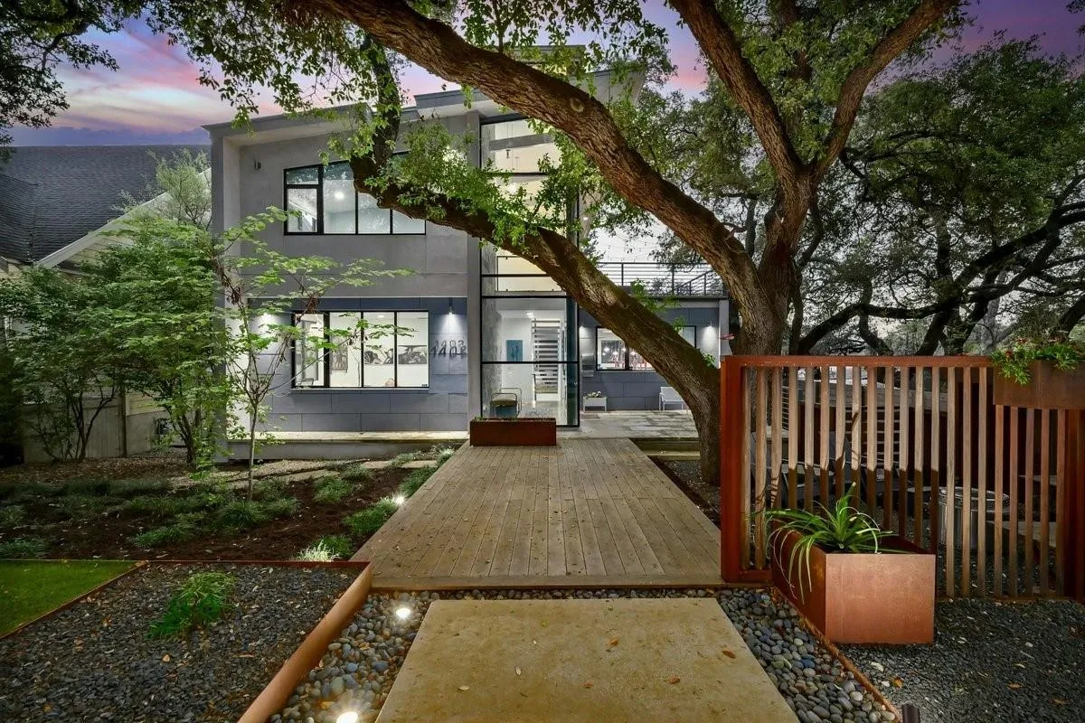 Photo of 1402 ALTA VISTA AVE, Austin, 78704