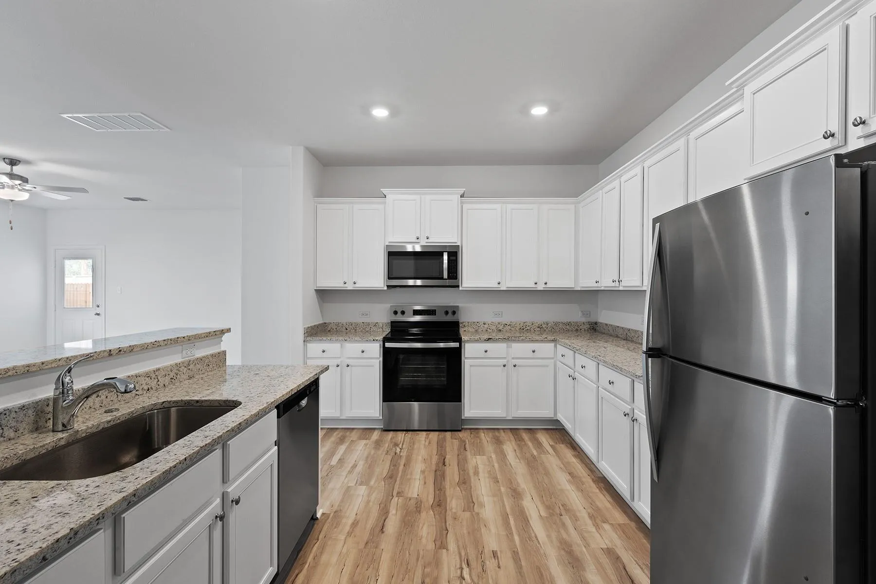 Photo 3 of 14400 WAHLBERGS WAY