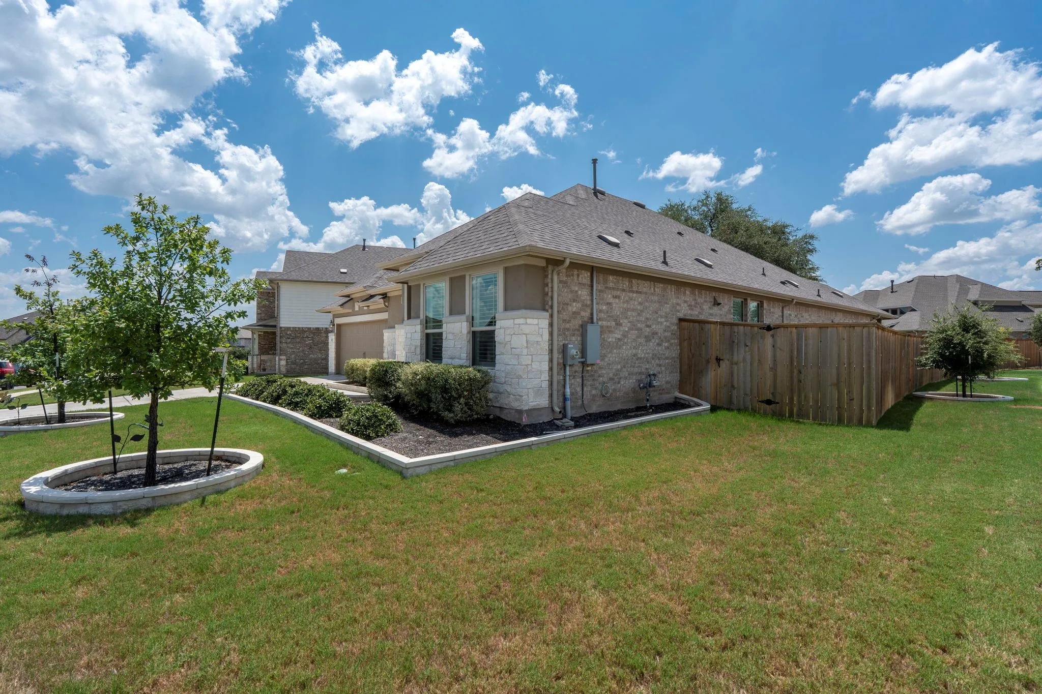 Photo of 805 COLD RIVER RUN, Kyle, TX, 78640