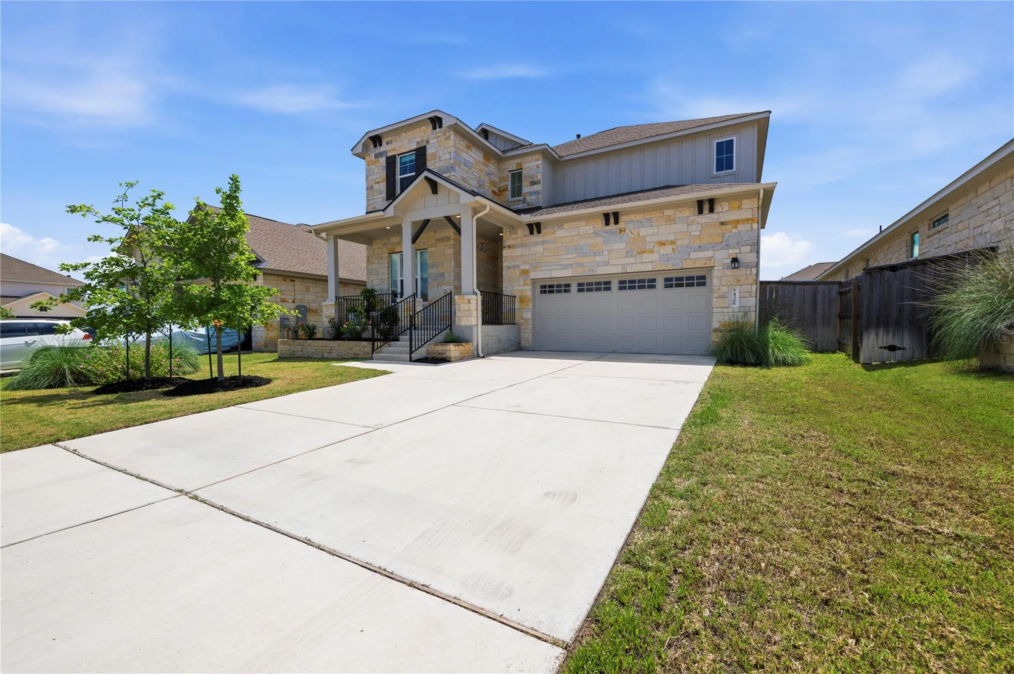 Photo 2 of 4306 FRANKFURT LN