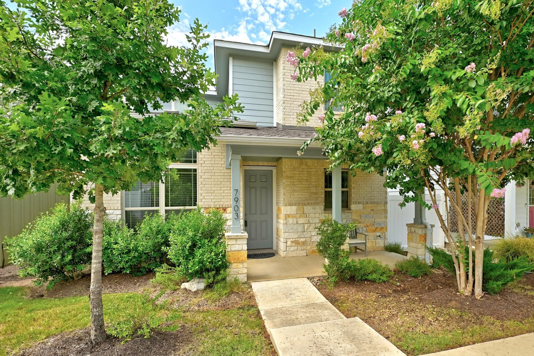 Photo 2 of 7903 SUTCLIFFE DR #219