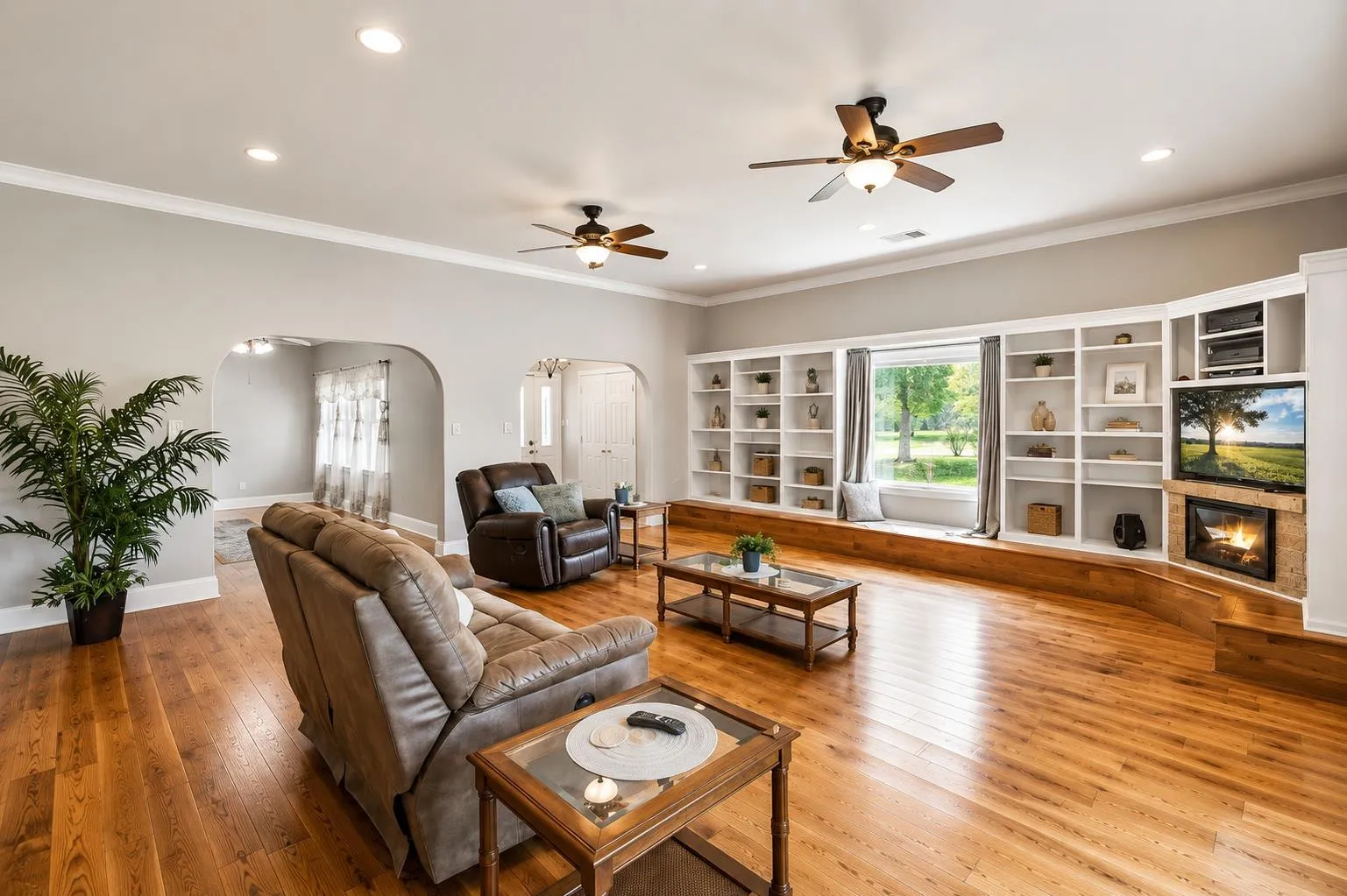 Photo 5 of 268 PRIVADA DR