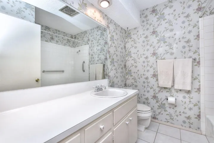 Bathroom #2